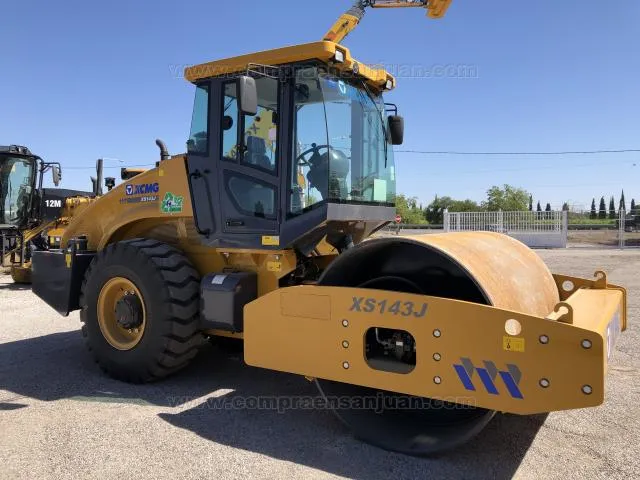 Alquiler De Vibrocompactador Xcmg Modelo Xs143j 2018 14 Ton. Mecanico - Cummins 150 Hp · foto 2