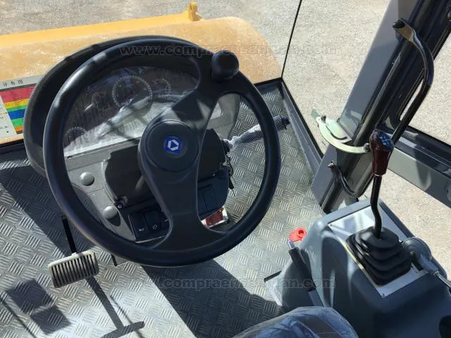 Alquiler De Vibrocompactador Xcmg Modelo Xs143j 2018 14 Ton. Mecanico - Cummins 150 Hp · foto 6