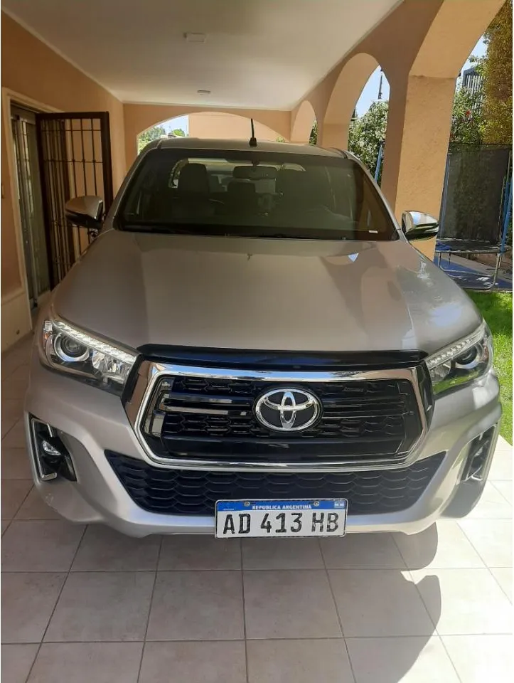 Alquilo Por Día, Semana, Mes : Toyota Hilux Srx 4x4, 2019 Manual, Excelente Estado · foto 2