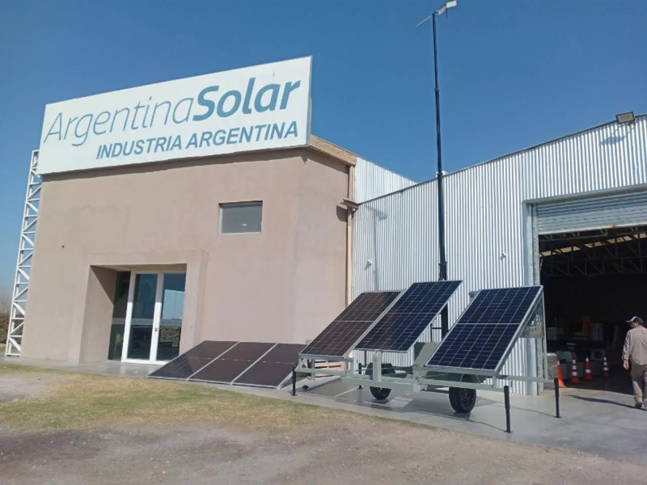 Torre De Iluminación Autónoma Solar · foto 4