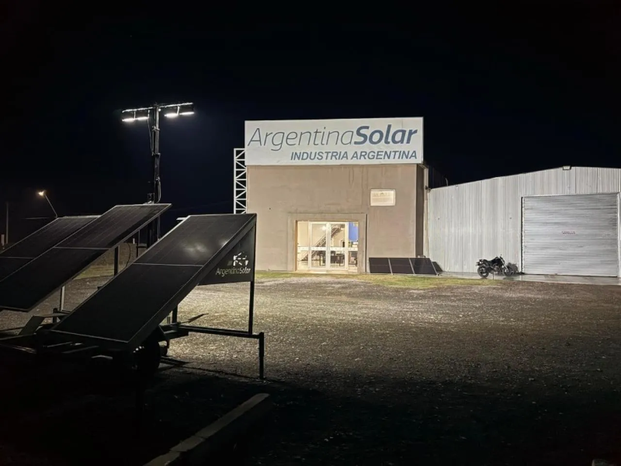 Torre De Iluminación Autónoma Solar · foto 6
