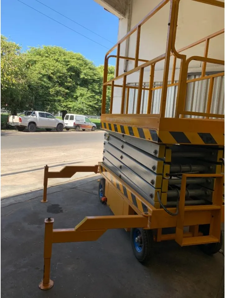 Alquiler De Plataforma Elevadora Tijera · foto 3