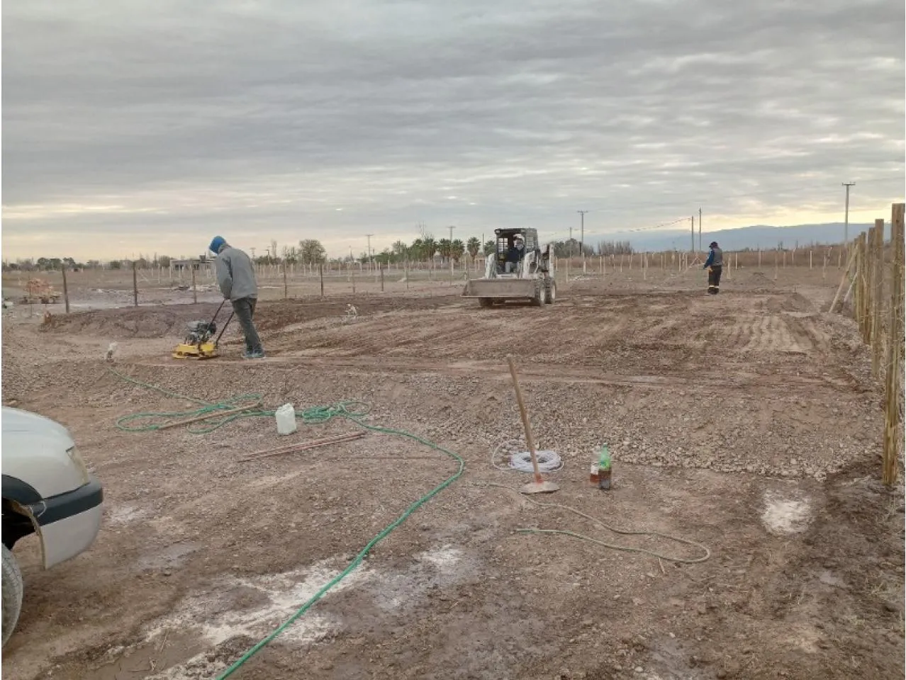 Terraplen Para Vivienda, Construcción Con Material, Cajón Y Compactación · foto 2