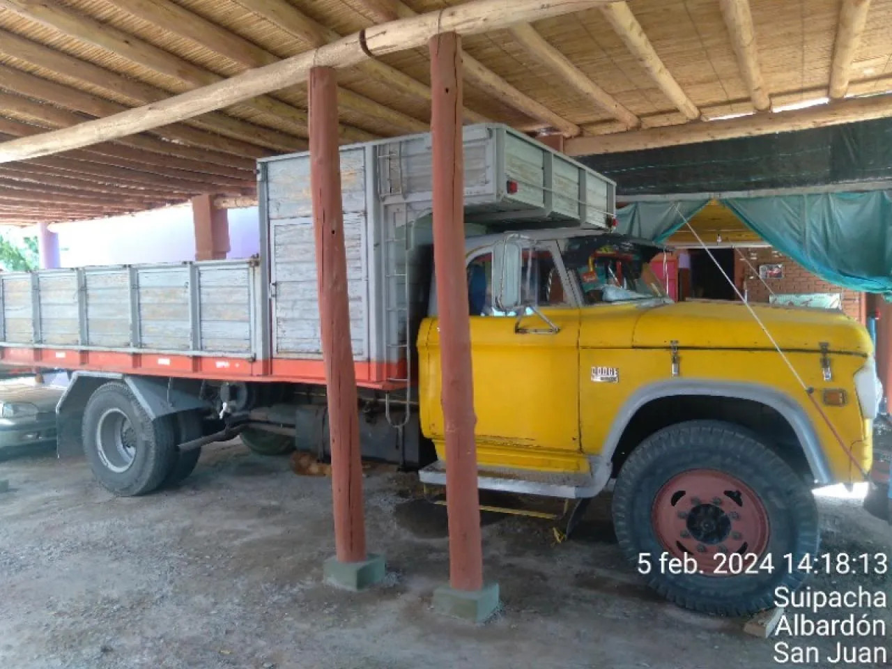 Dispongo Camiones Para Transportes De Todo Tipo