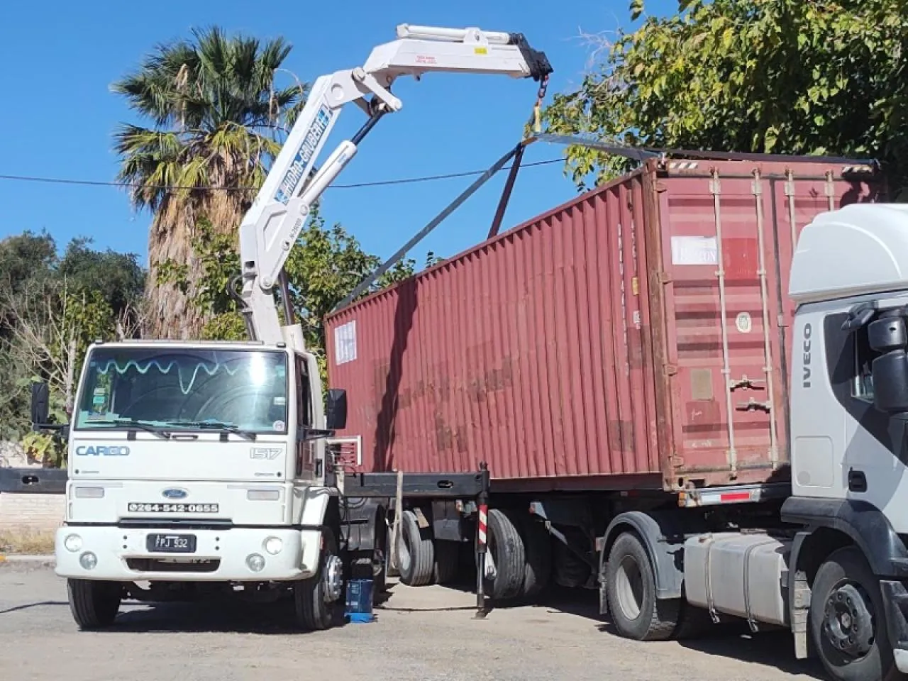 Alquiler De Hidrogrua 8.600 Kg Al Pie Opcional Barquilla Canasto 15 Metros De Altura · foto 11