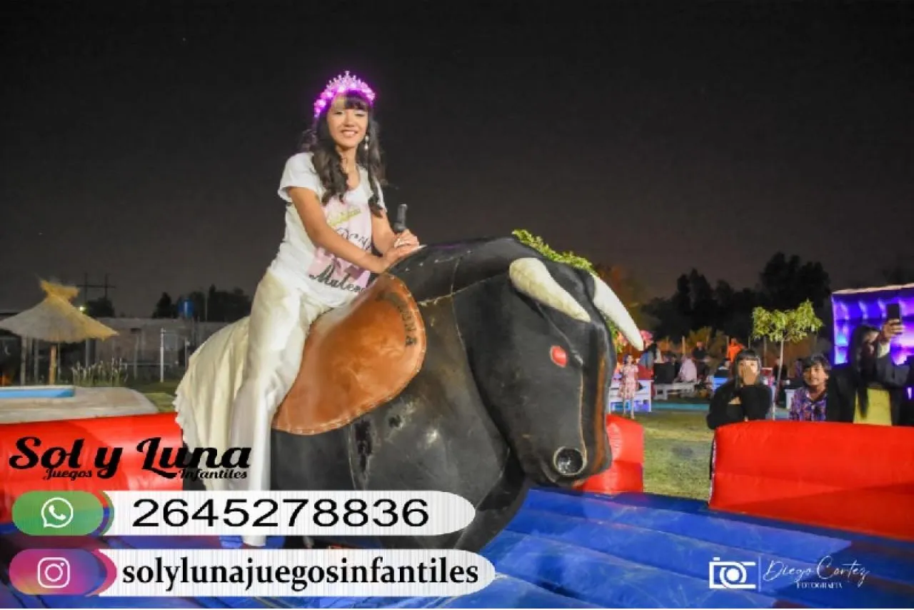 Sol Y Luna Juegos Infantiles Alquiler De Toro Mecanico 2026 Nuevo Movimiento Castillos · foto 5