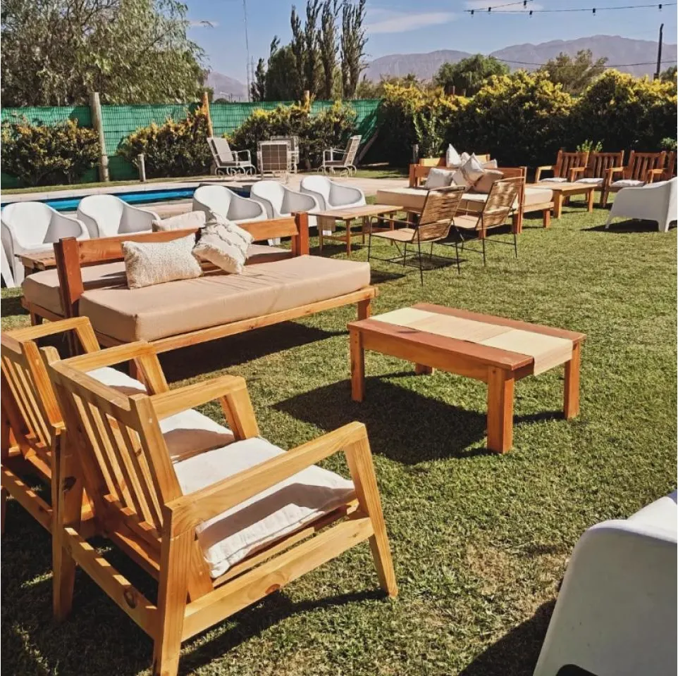 Sillas De Madera Alquiler · foto 3