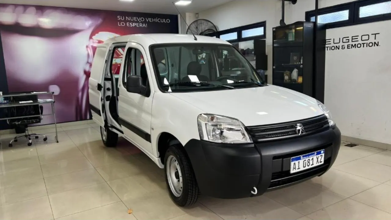 Peugeot Parther Lista Para Trabajar 2026 Alquiler Por Semana O Mes · foto 2