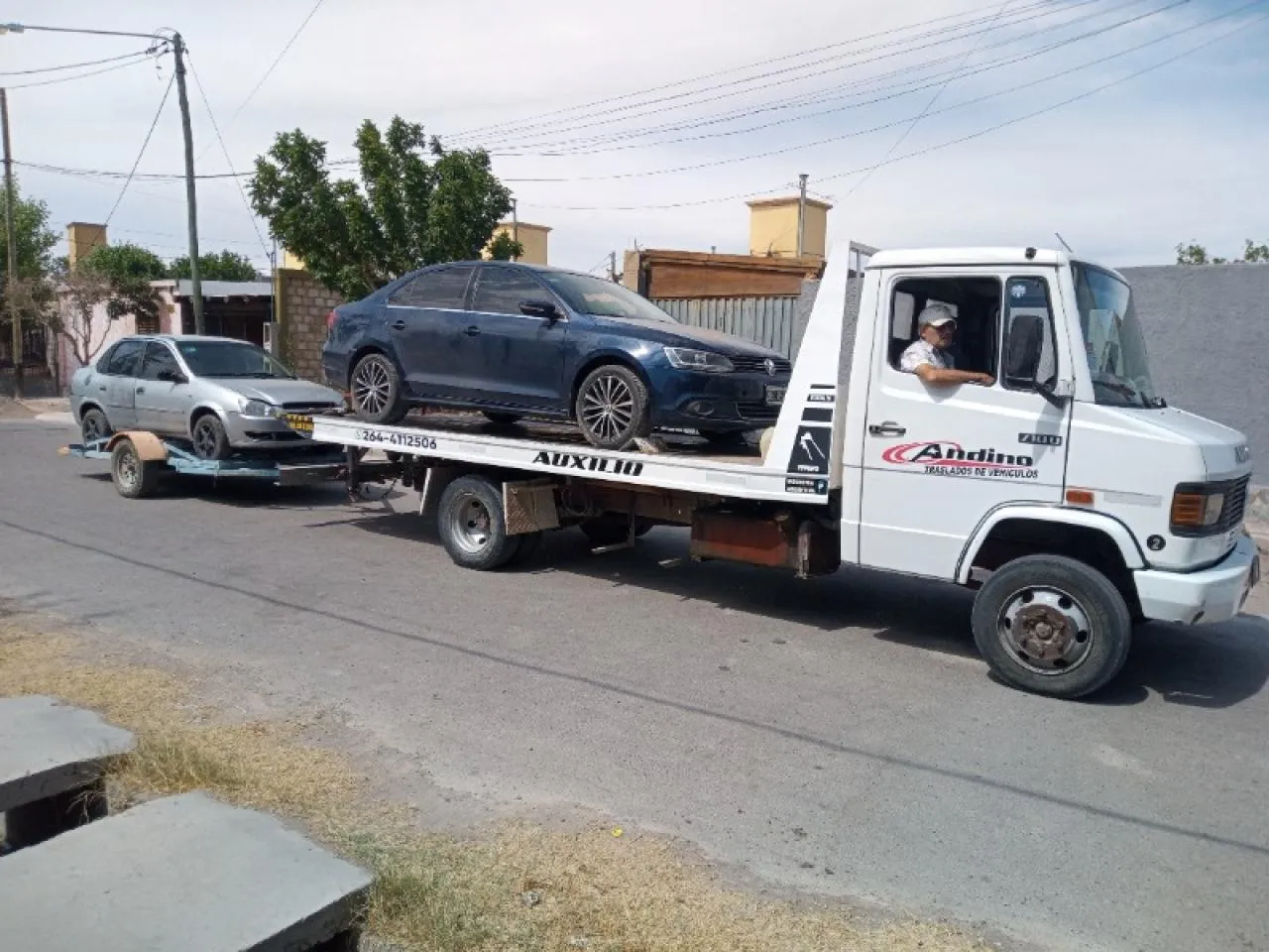 Andino Traslados De Vehiculos, Maquinasy Herramientas Pesadas--- Asistencia Tecnica · foto 5