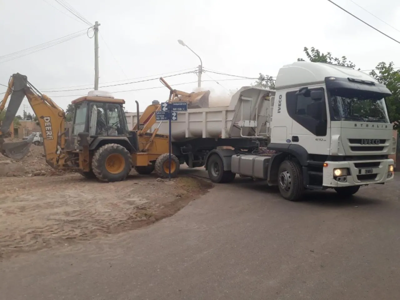 Movimiento De Suelos, Excavaciones, Terraplénes, Nivelaciones, Limpiezas De Terreno, Etc · foto 4