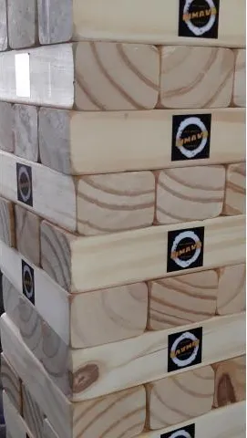 Jenga Gigante Alquiler · foto 4