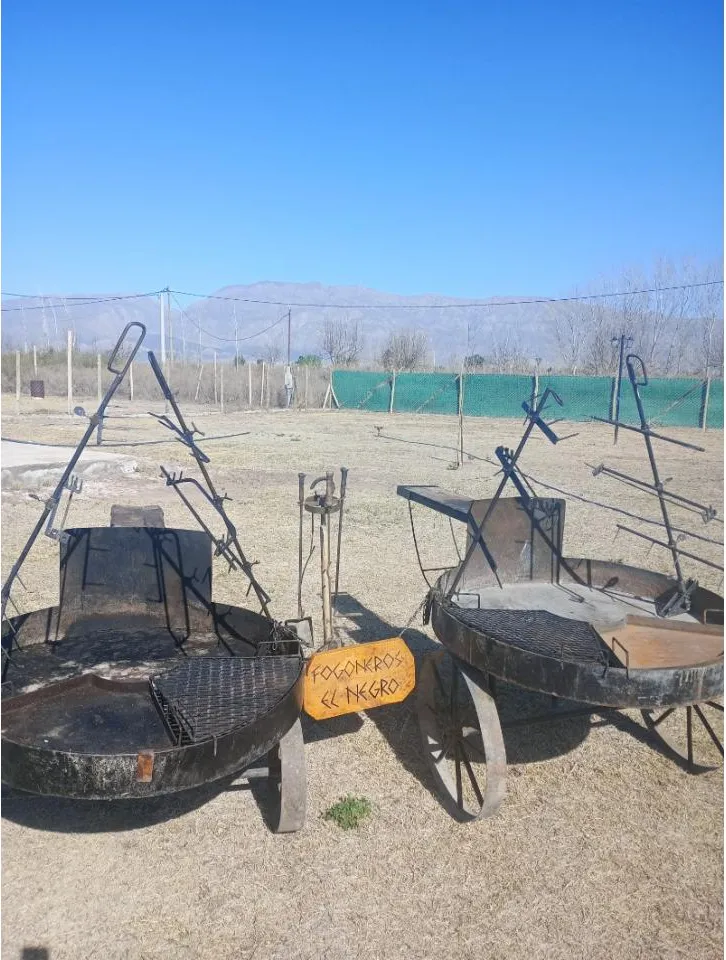 Alquiler De Fogoneros Y Equipamiento De Asado. · foto 8