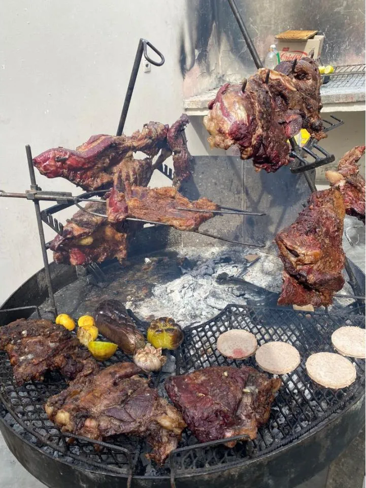 Alquiler De Fogoneros Y Equipamiento De Asado. · foto 6
