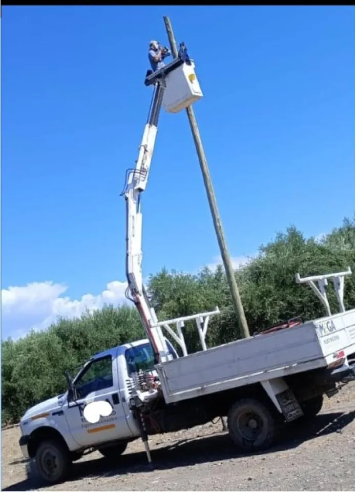 Venta/alquiler Hidrogrua N5000 En Camion 4x4 Ford - 4000 - Poda De Arbolado Publico · foto 2