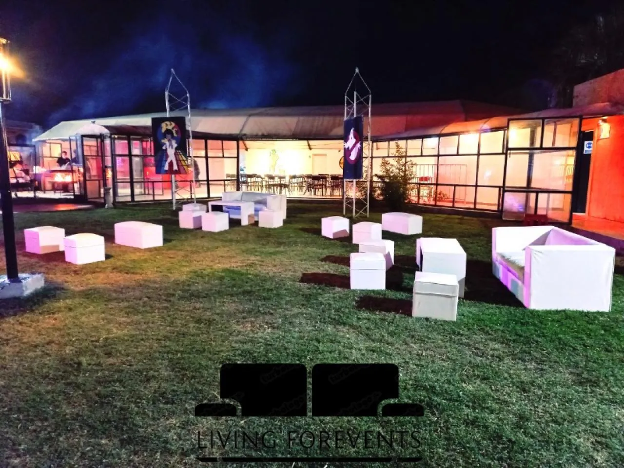 Alquiler De Living Para Eventos. · foto 2